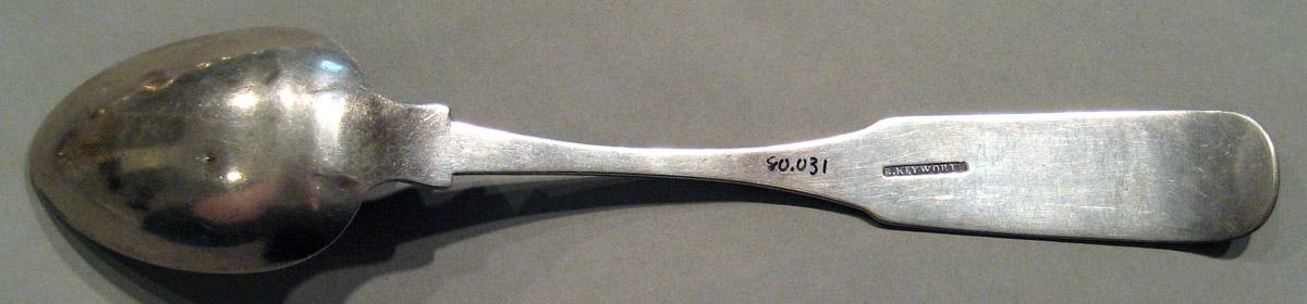 1998.0004.927 Silver Spoon underside