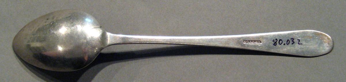 1998.0004.928 Silver Spoon underside
