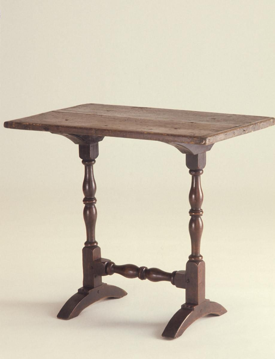 1958.0685 Table