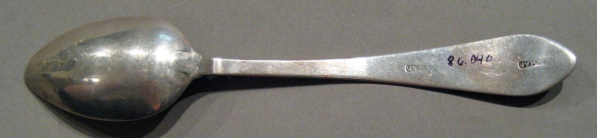 1998.0004.936 Silver Spoon underside