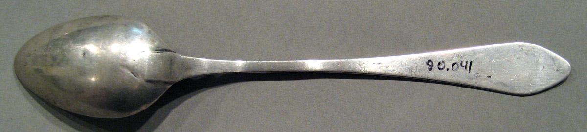 1998.0004.937 Silver Spoon underside