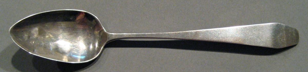 1998.0004.938 Silver Spoon upper surface