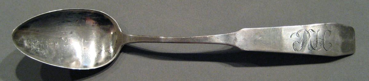1998.0004.940.002 Silver Spoon upper surface