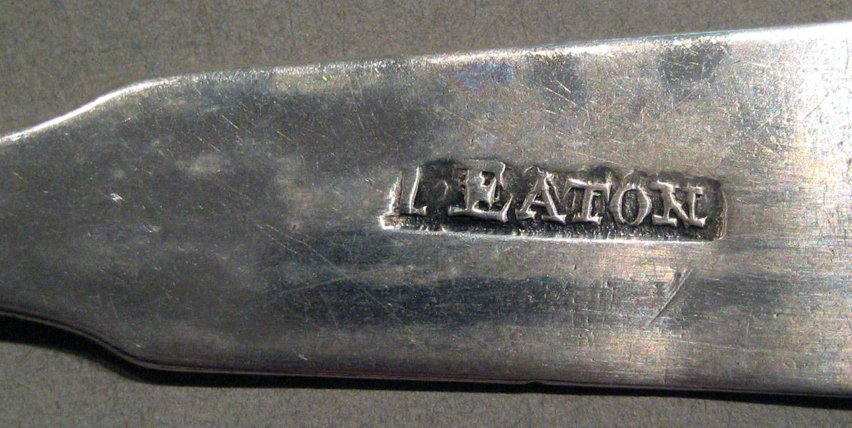 1998.0004.940.002 Silver Spoon mark