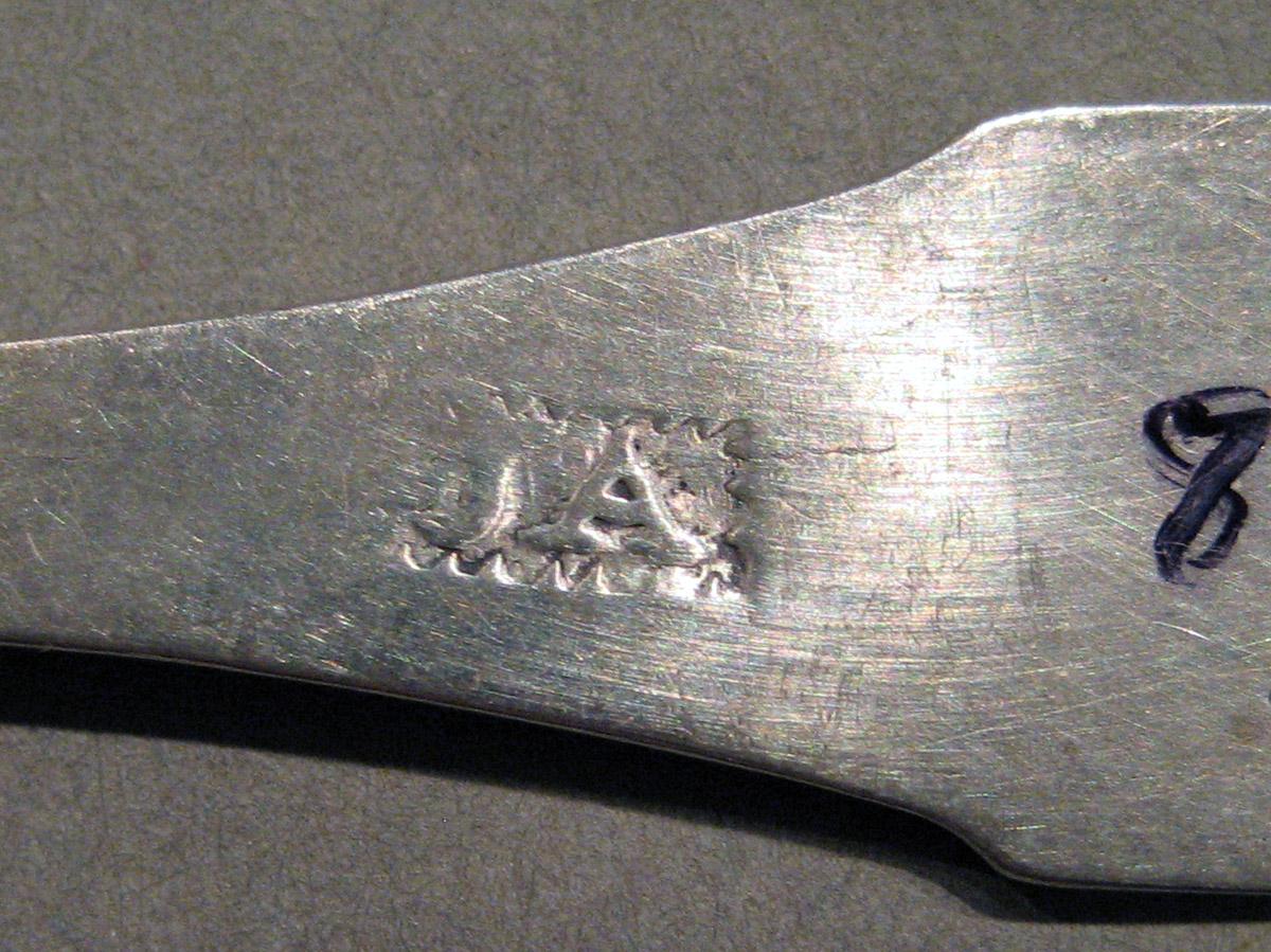 1998.0004.941 Silver Spoon mark