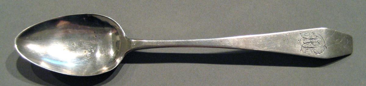 1998.0004.942.001 Silver Spoon upper surface