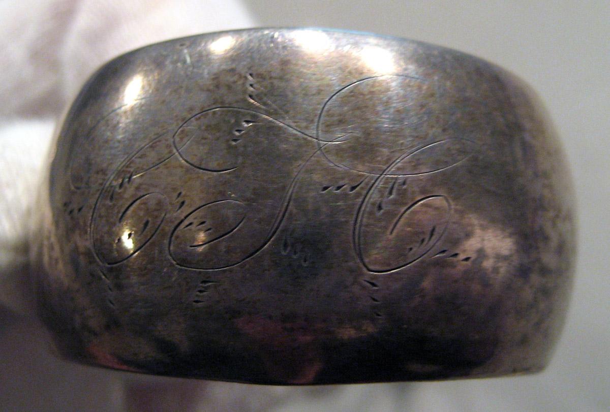 1998.0004.943 Silver Tongs engraving