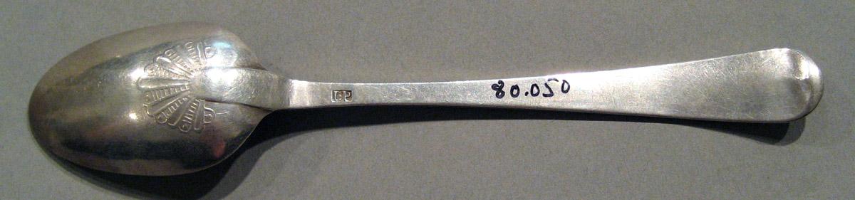 1998.0004.946.001 Silver Spoon underside