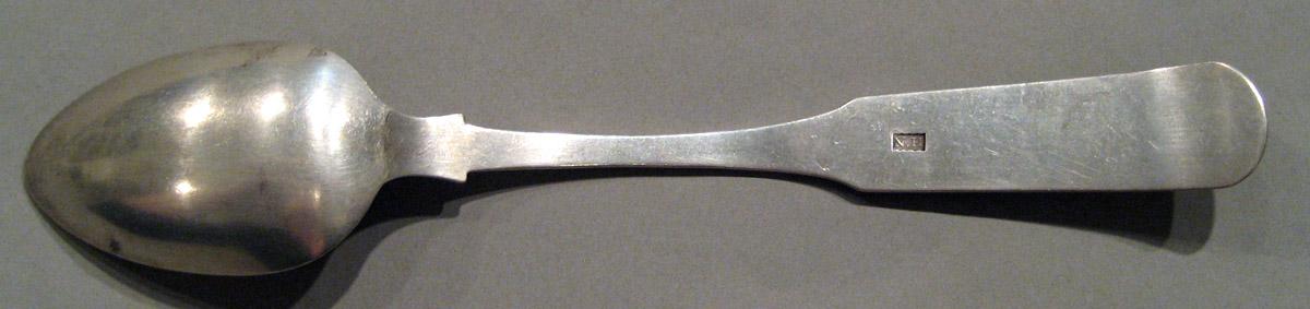1998.0004.948.002 Silver Spoon underside
