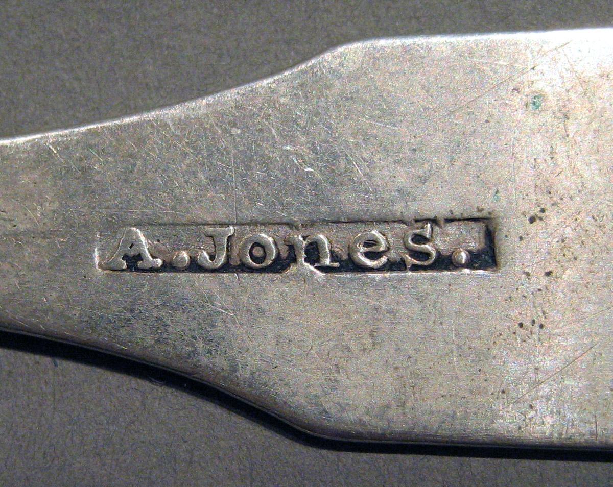 1998.0004.949.006 Silver Spoon mark 1