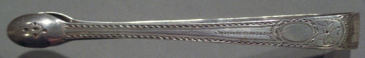 1998.0004.956 tongs left handle