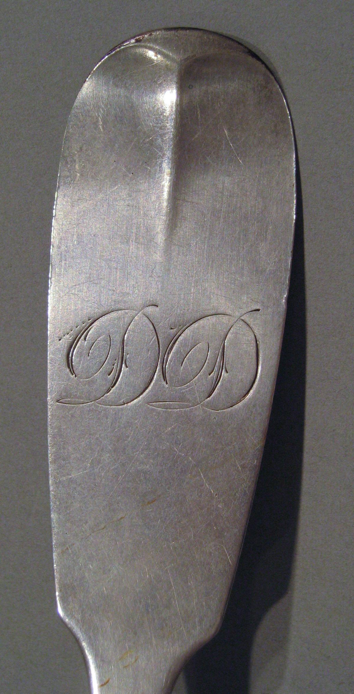 1998.0004.957 spoon engraving