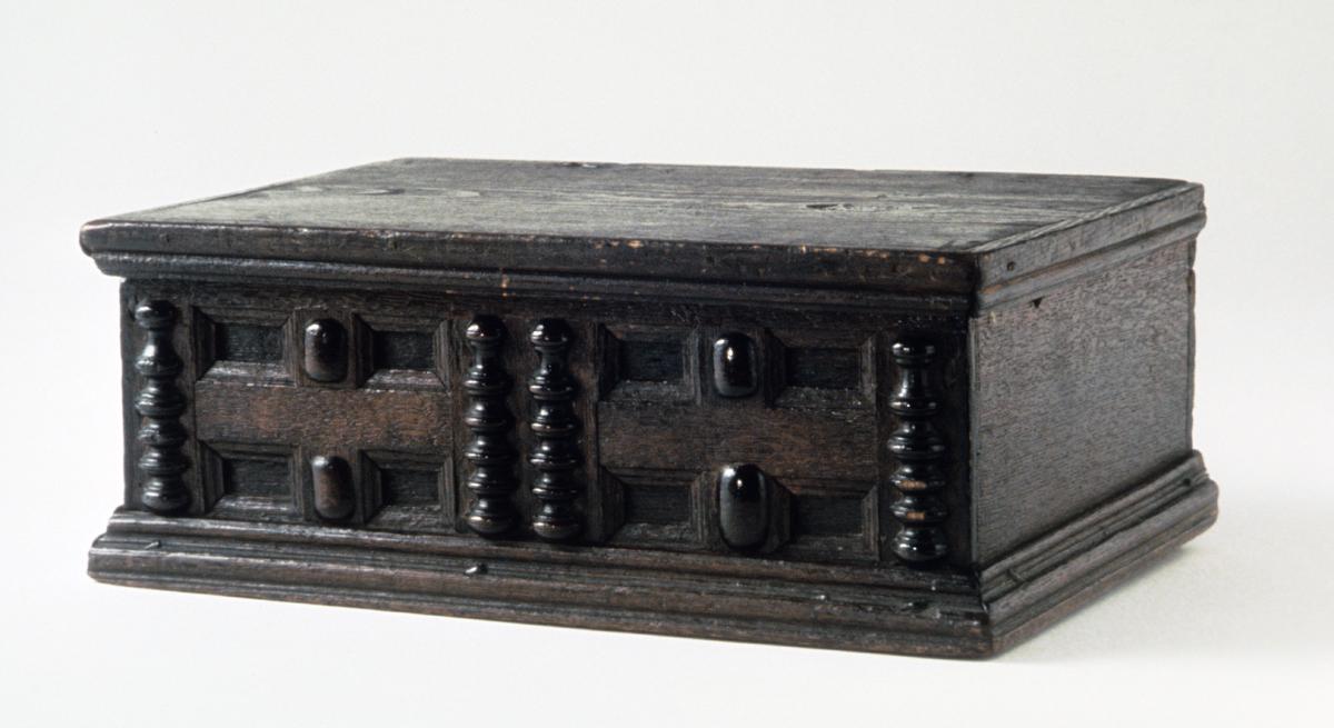 1958.0689 Box