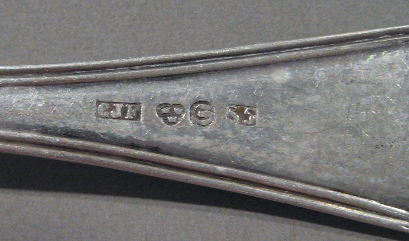 1998.0004.962.002 spoon marks