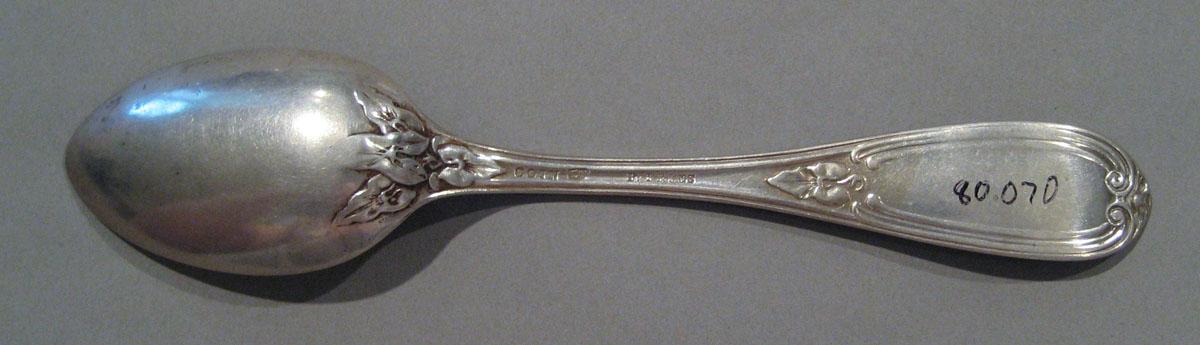 1998.0004.964 spoon underside