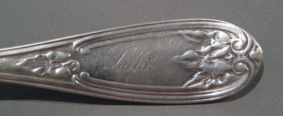 1998.0004.964 spoon engraving