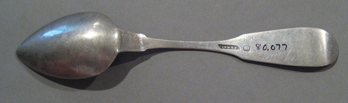 1998.0004.971 spoon underside