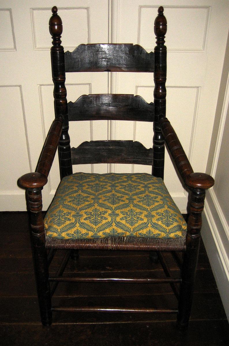 1958.0691 with cushion 1989.0545 view 2