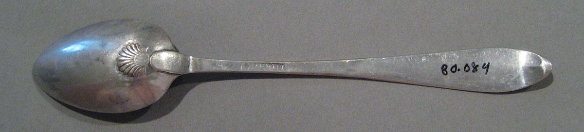 1998.0004.978 spoon underside