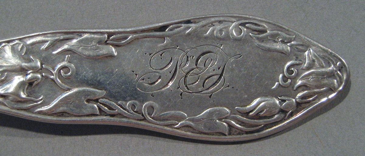 1998.0004.978 fork engraving