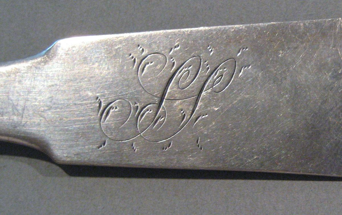 1998.0004.982 spoon engraving