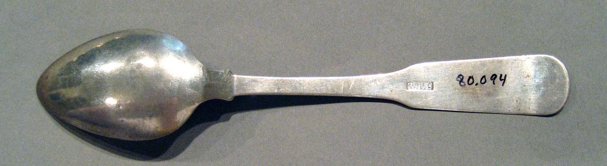 1998.0004.988 Silver Spoon underside