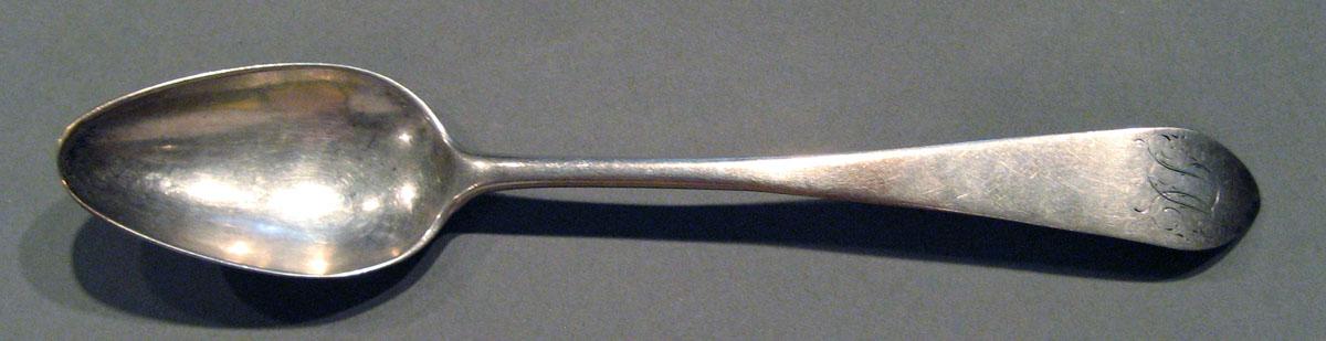 1998.0004.995 Silver Spoon upper surface