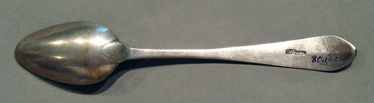 1998.0004.995 Silver Spoon underside