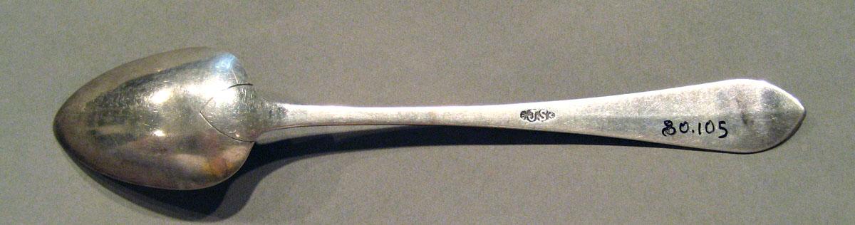 1998.0004.998.002 Silver Spoon underside