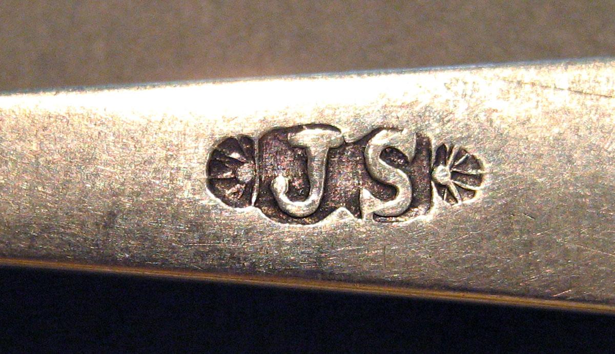 1998.0004.998.002 Silver Spoon mark