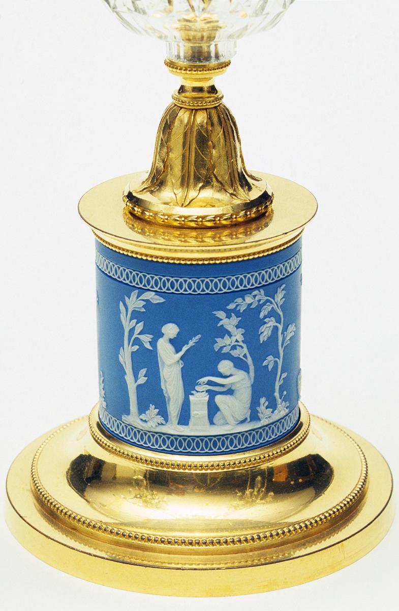 1998.0005.002 Candelabrum, Detail