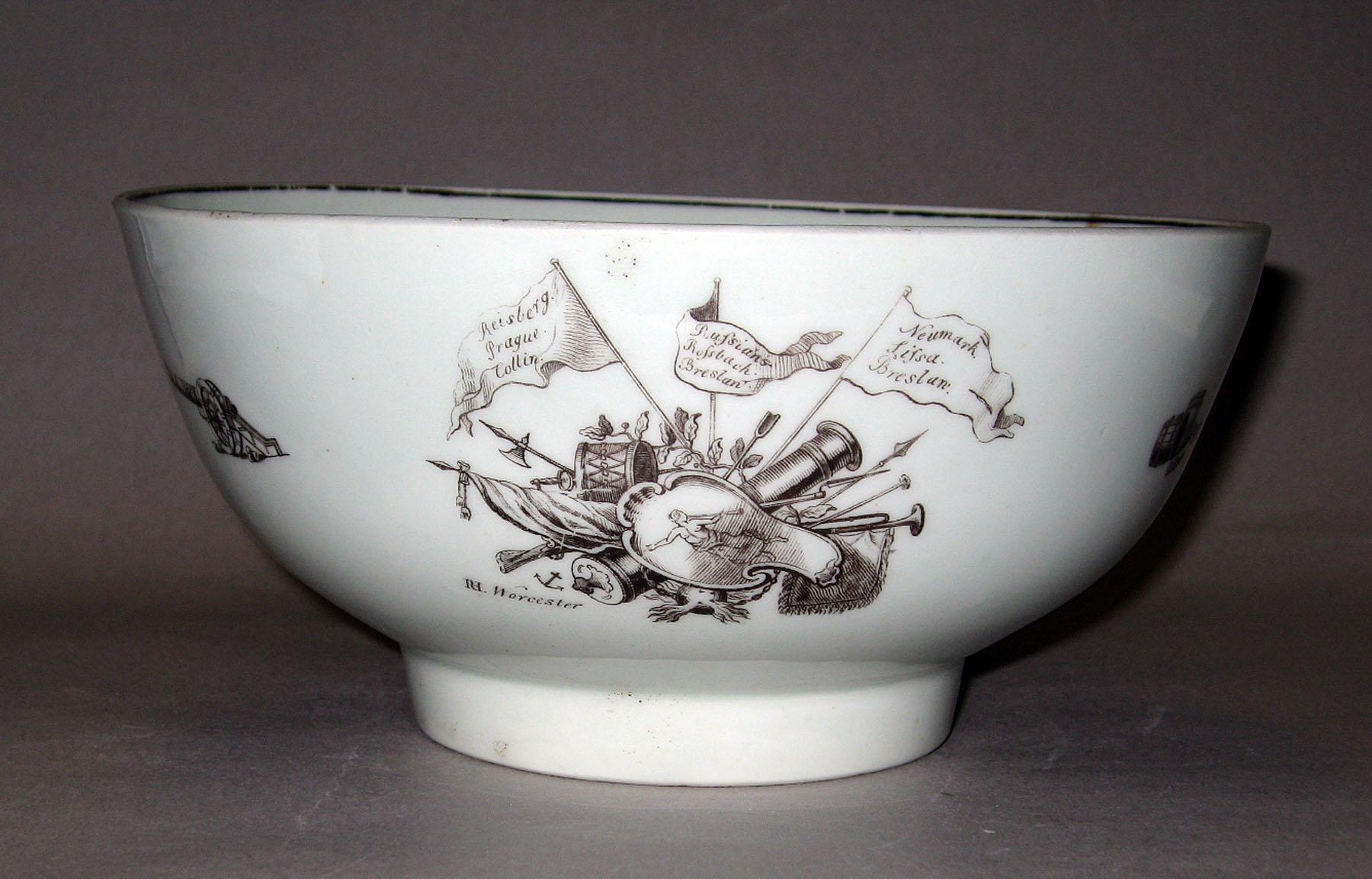 1958.0701 Worcester soft-paste porcelain bowl (side 3)