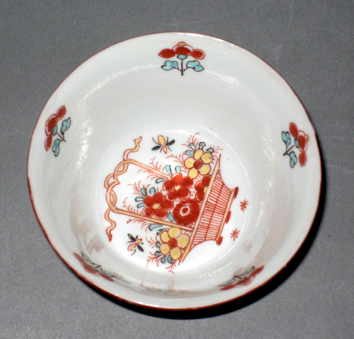 1998.0010 Teabowl view 3