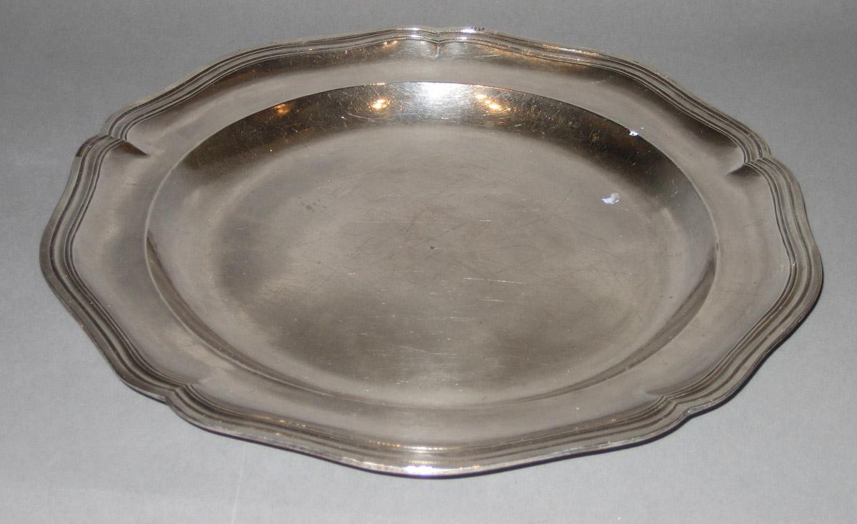 1998.0017.002 Dish