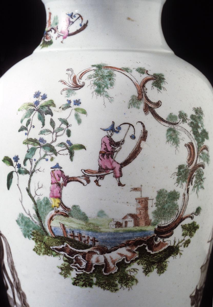 1958.0733 Flower Container, Detail