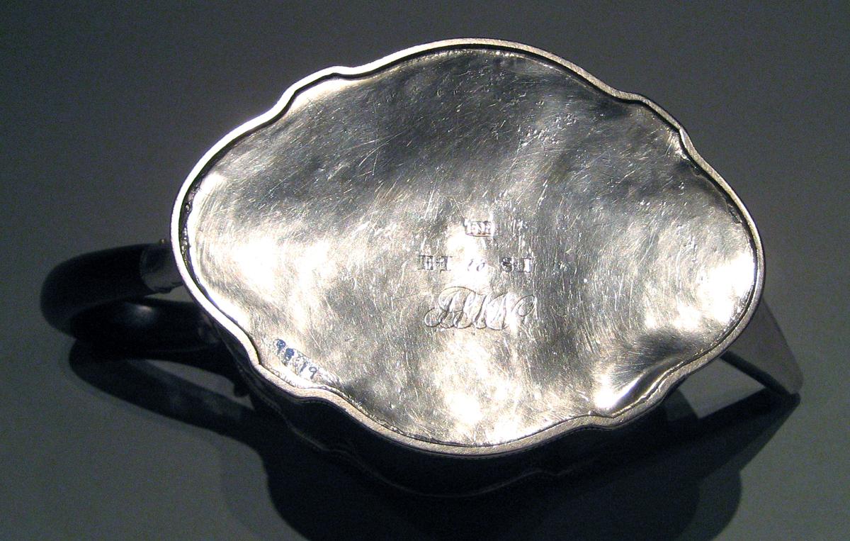 1998.0019 Silver Teapot underside