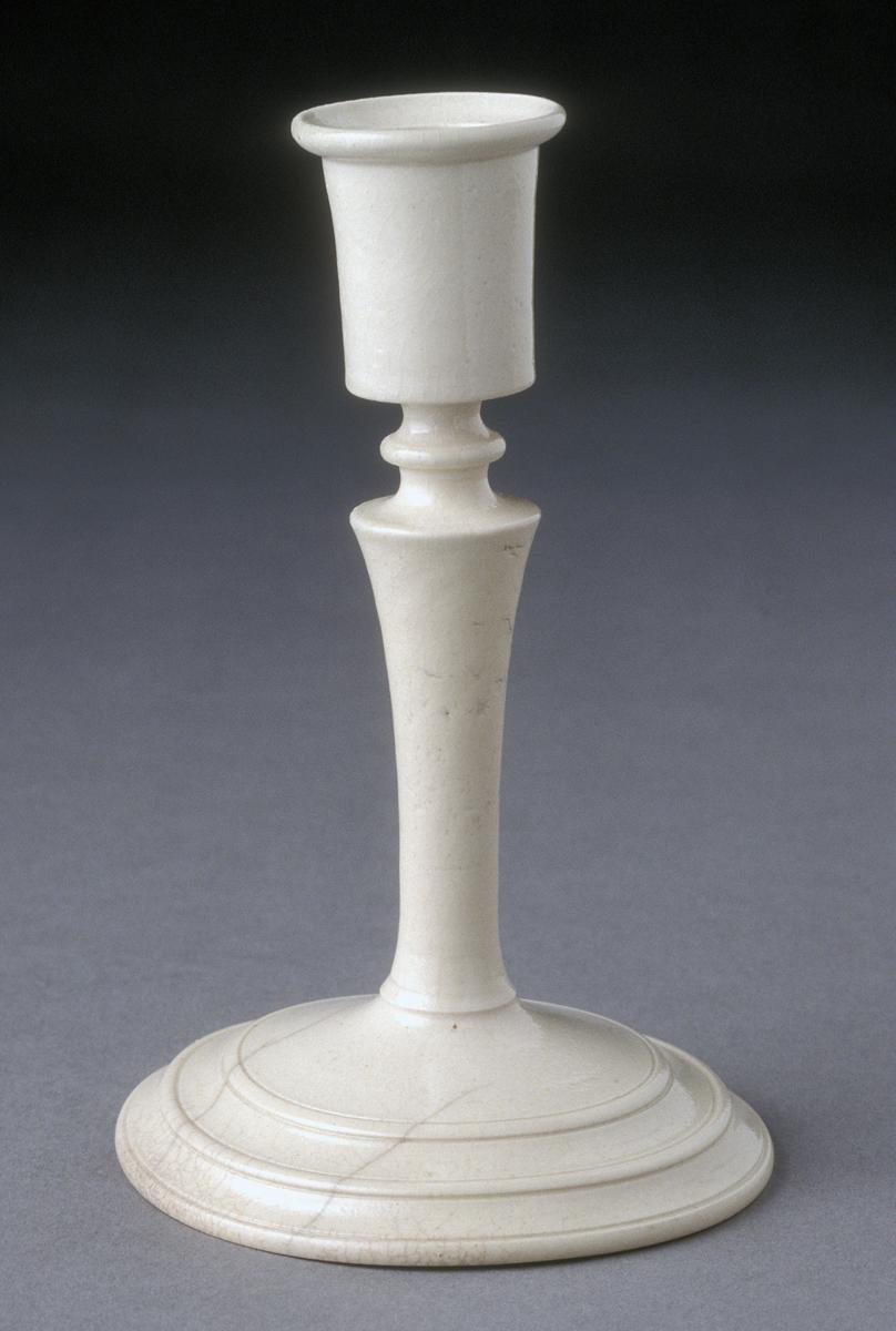 1998.0028.003 Stoneware candlestick