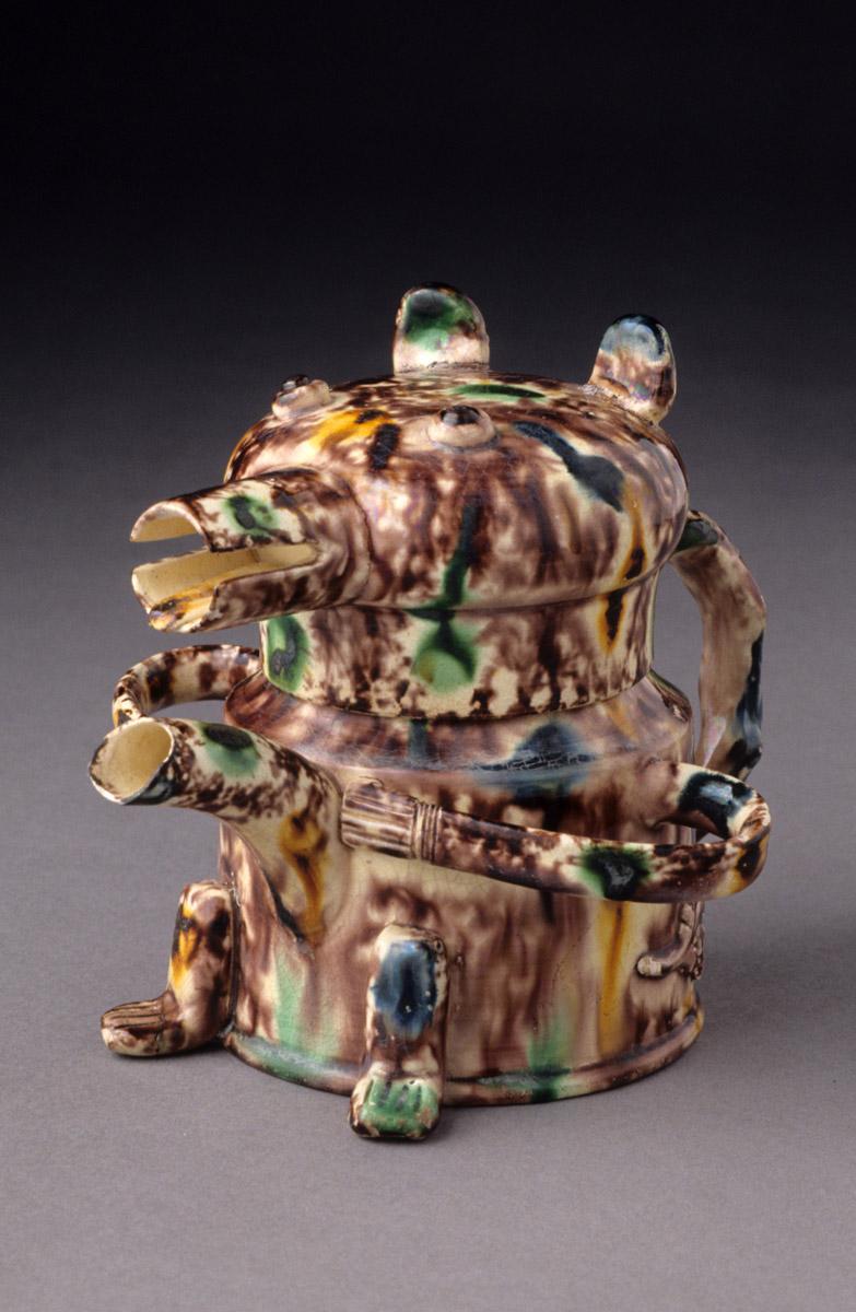 1998.0028.016 A, B Teapot