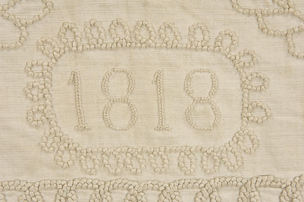 1998.0501 Bedcover, Bedspread, whitework (detail 8)