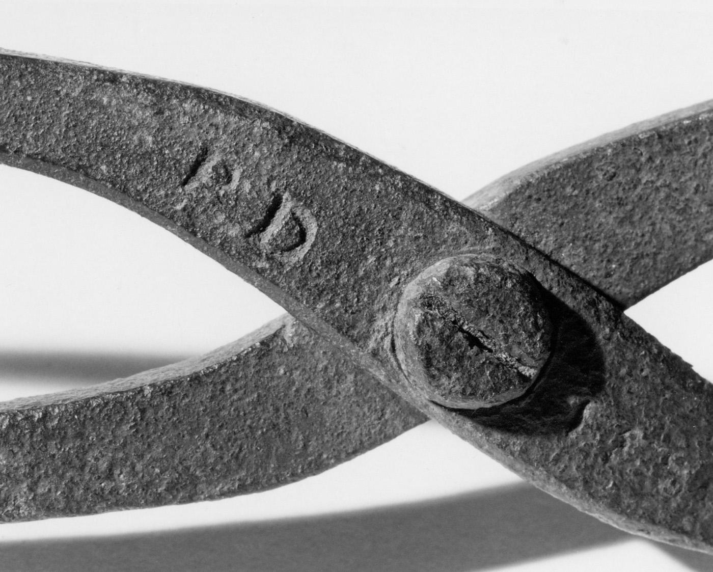 1998.0507 Implement detail