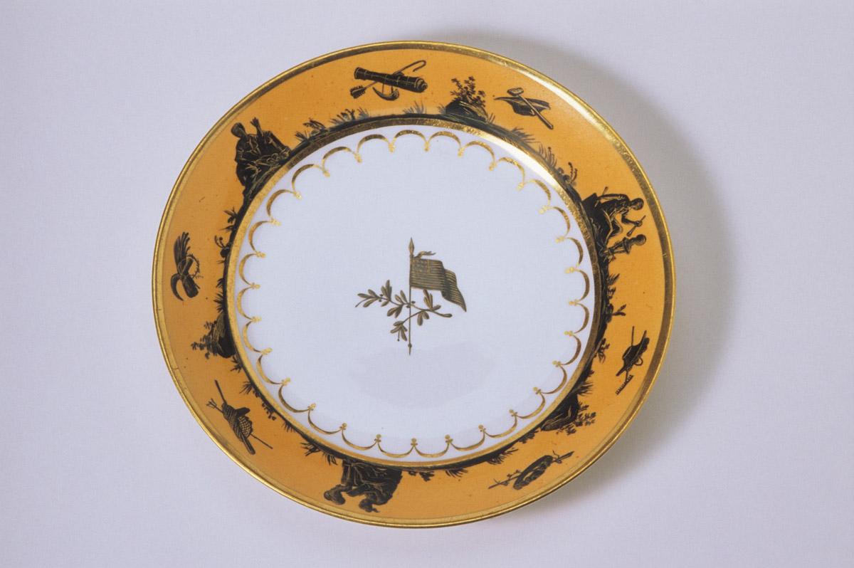 1999.0008.002 Porcelain soup plate