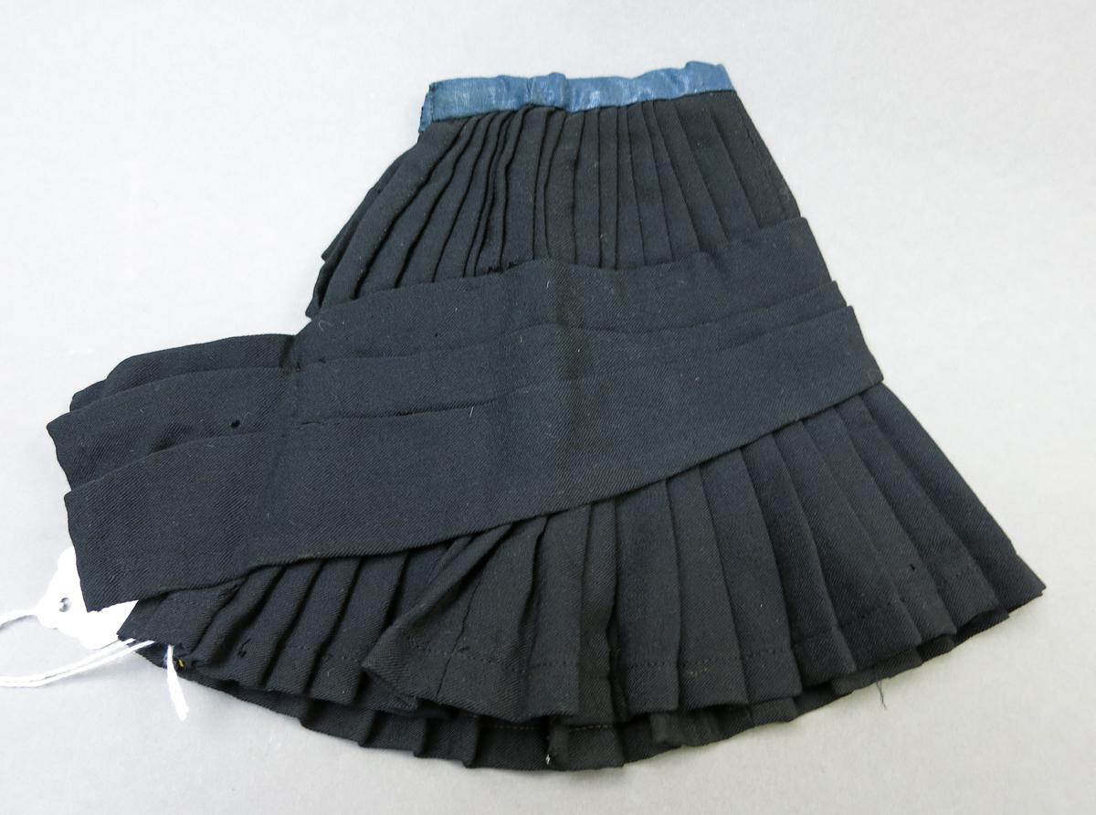 1999.0015.011 Skirt, Sash