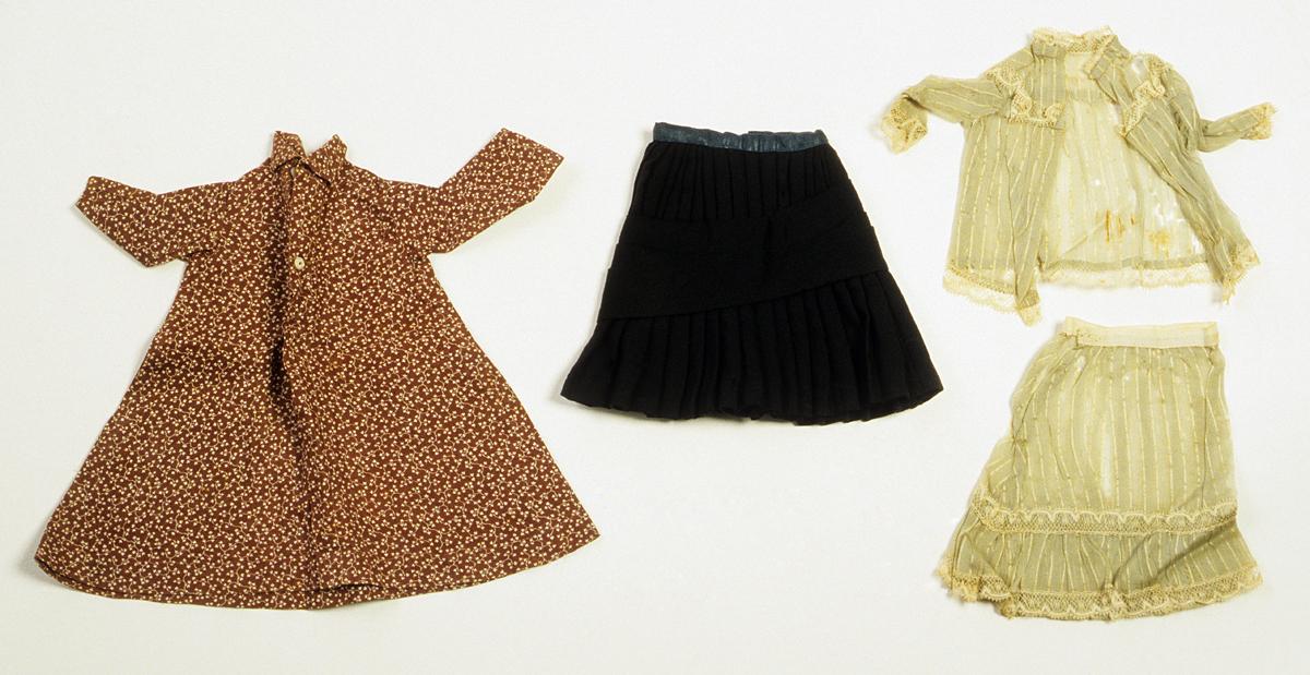 1999.0015.01,.012,.015,.016 Doll Clothing