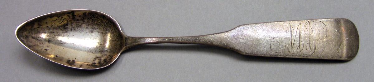 1999.0032.001.002 Silver Spoon upper surface
