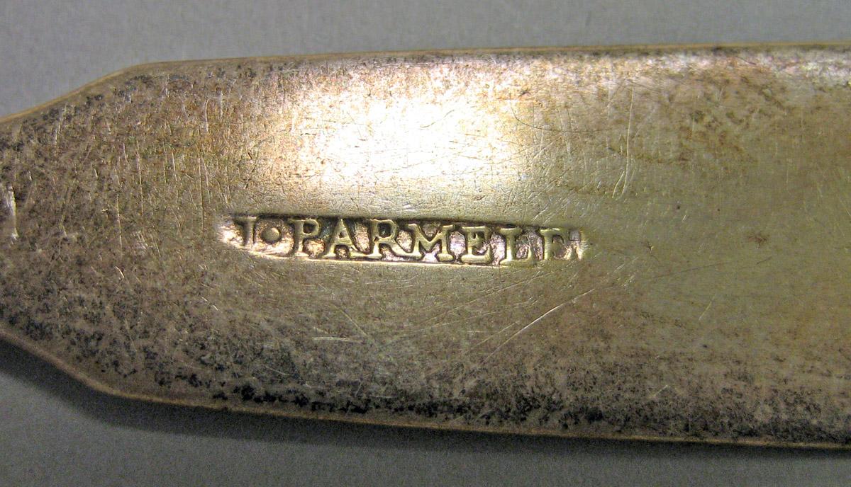 1999.0032.001.003 Silver Spoon mark