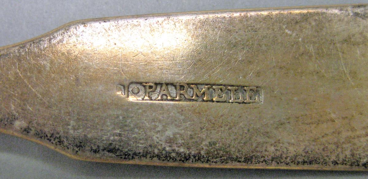 1999.0032.001.005 Silver Spoon mark