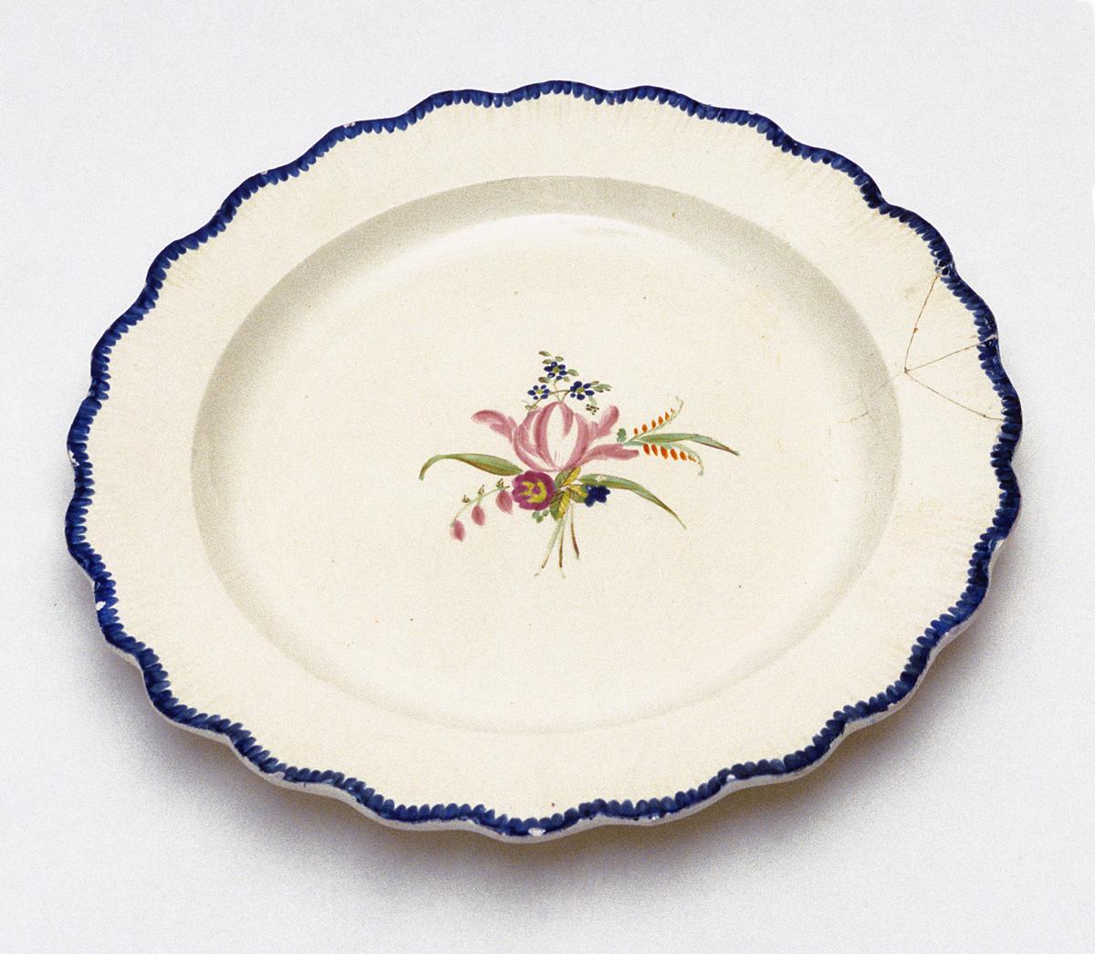 1999.0033.003 Pearlware plate