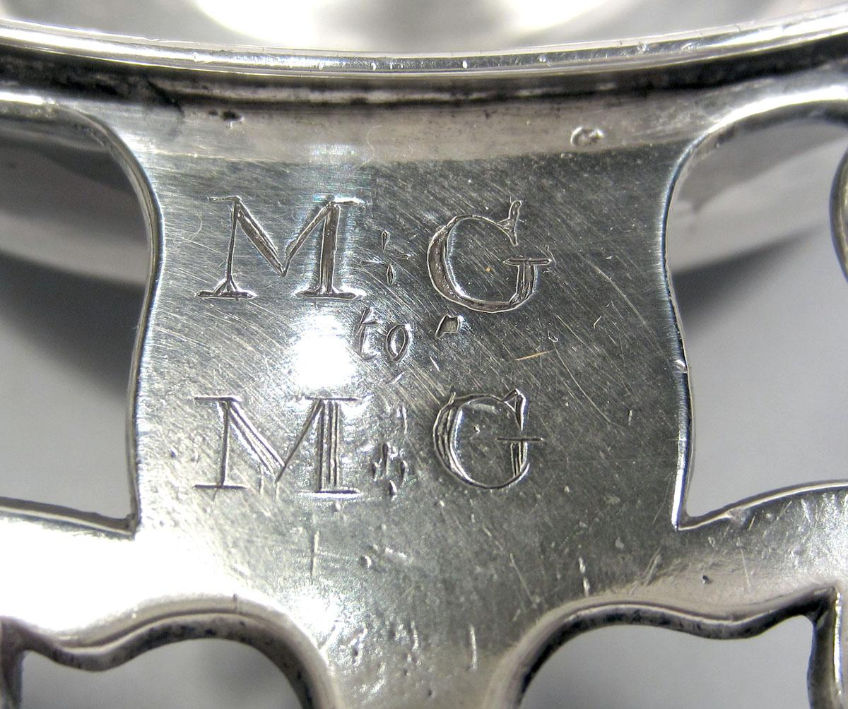 1999.0034 Silver Porringer engraving