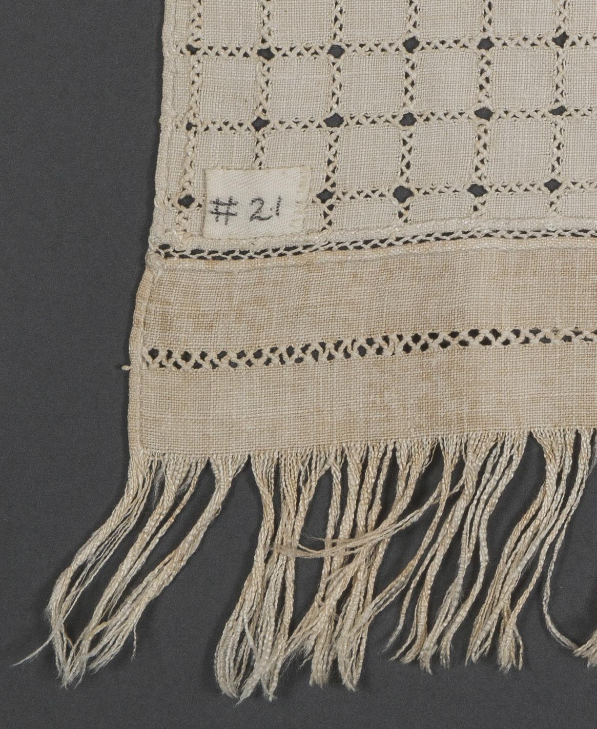 2000.0007.021 Towel, detail 5, reverse