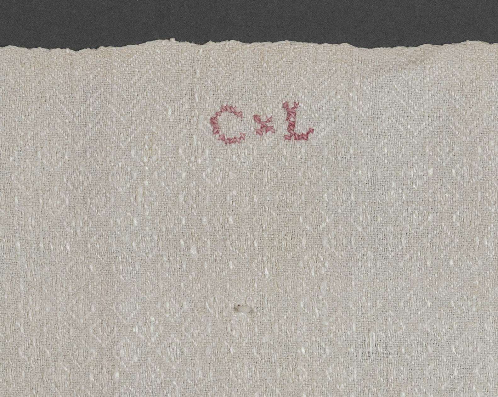 2000.0007.024 Towel, detail 2